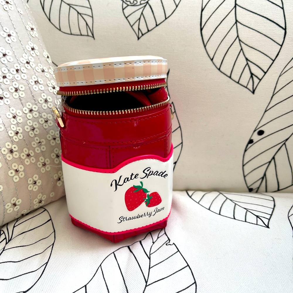 Kate spade Strawberry Dreams 3D Jam Crossbody - Picture 5 of 8